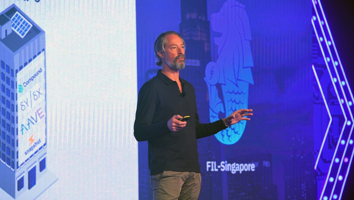 tom-trow-singapore-2